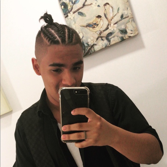 Meet your Posher, Carlos - Picture 1 of 1